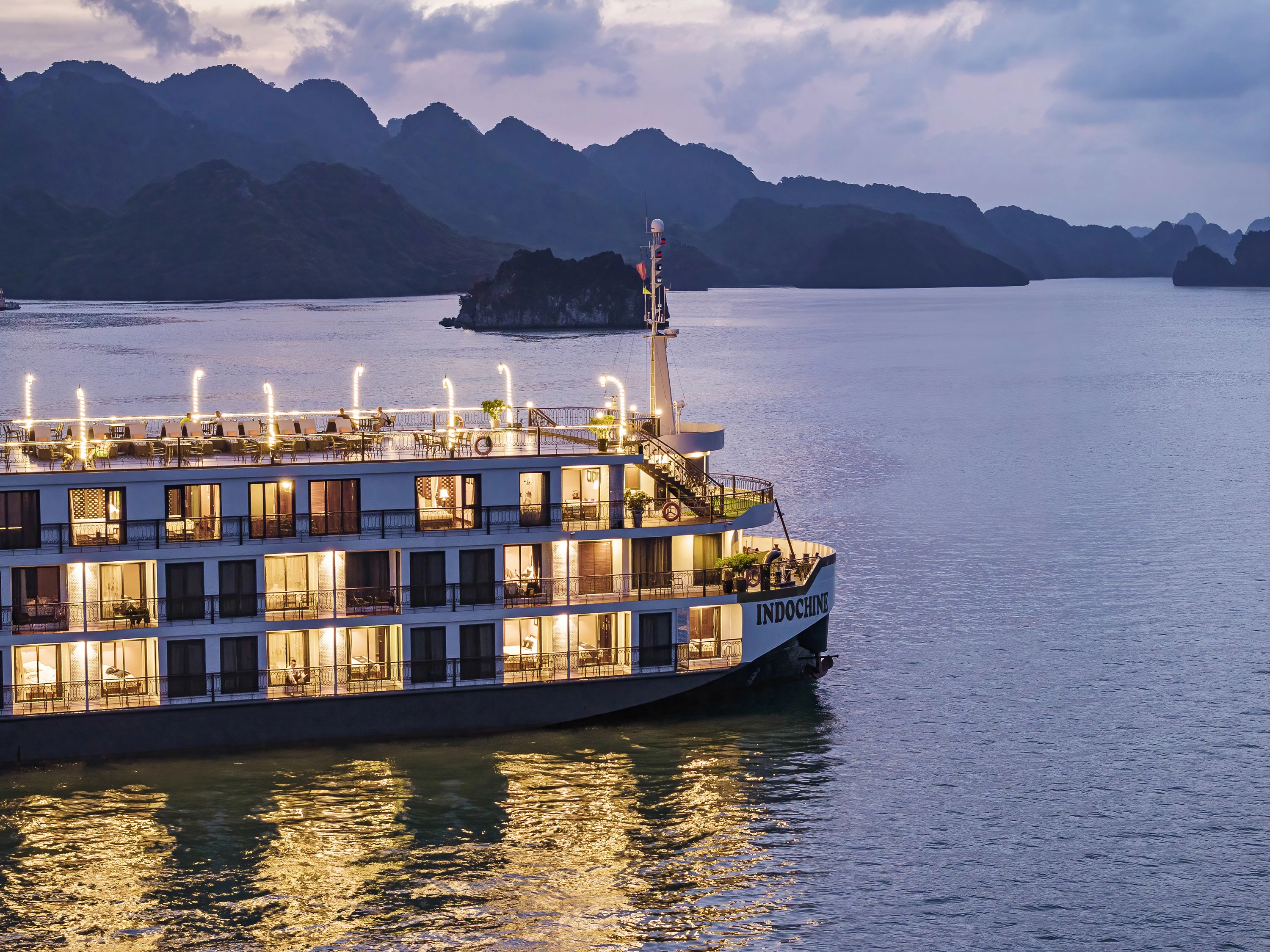 2D1N & 3D2N | Relaxing in Indochine Overnight Cruise in Lan Ha Bay | Hạ Long